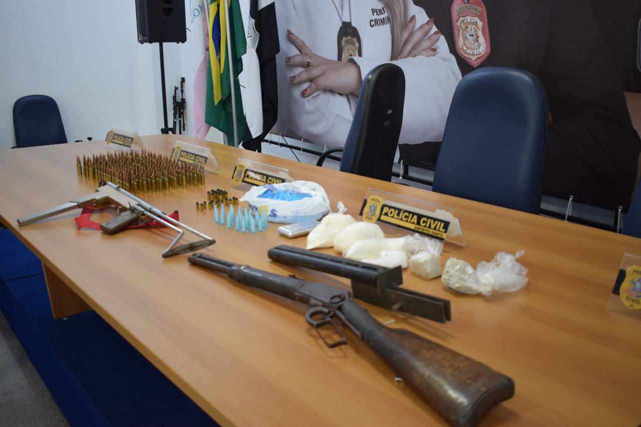 Preso suspeito de fabricar armas caseiras para tráfico de drogas em