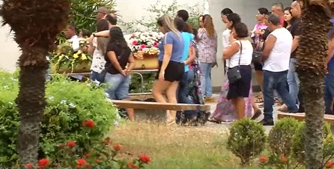 Mulher de 60 anos que morreu após ser atingida por tiros em ponto de