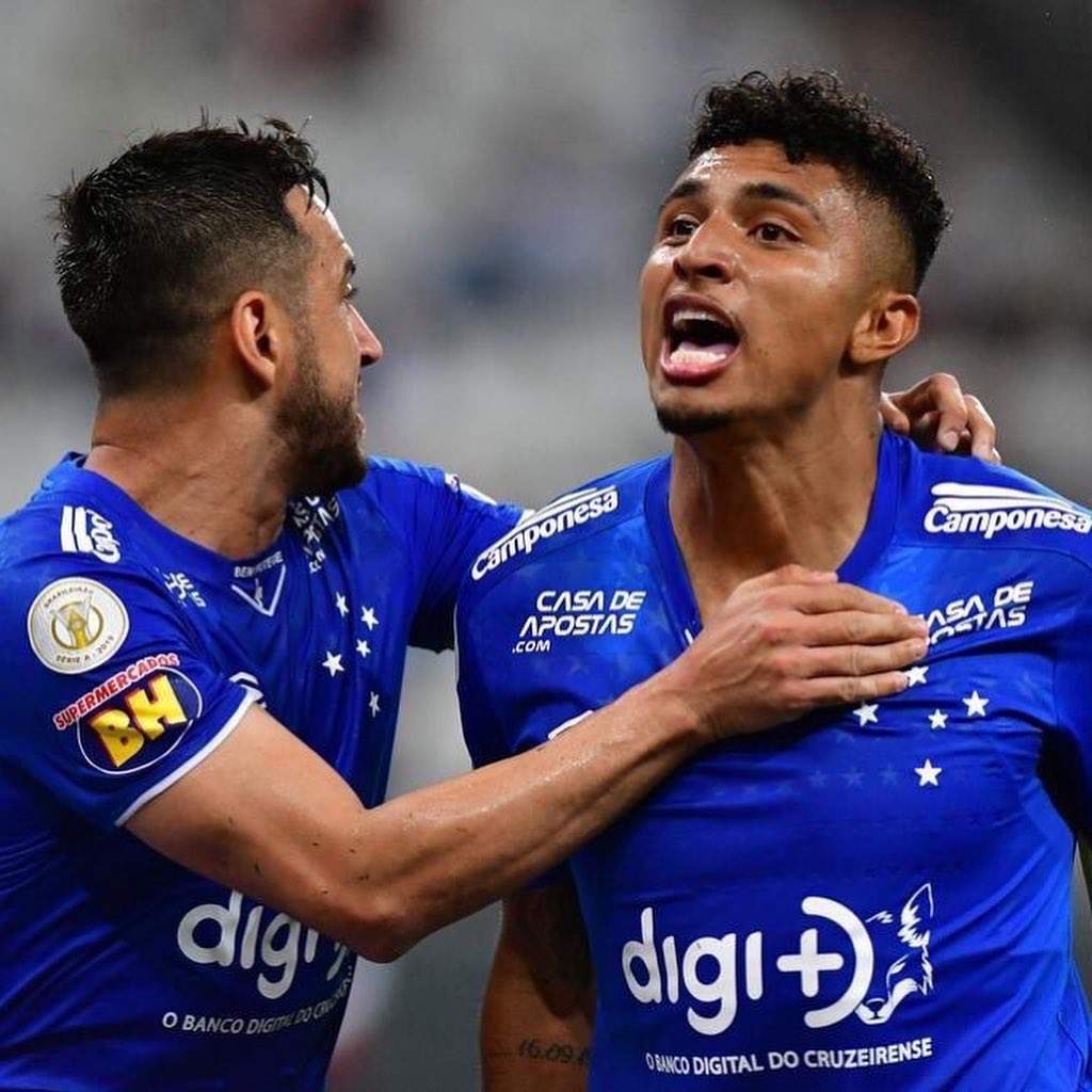 Jogador Éderson Comemora Vitória E Exalta Atenção Do Cruzeiro: 'Ficamos ...