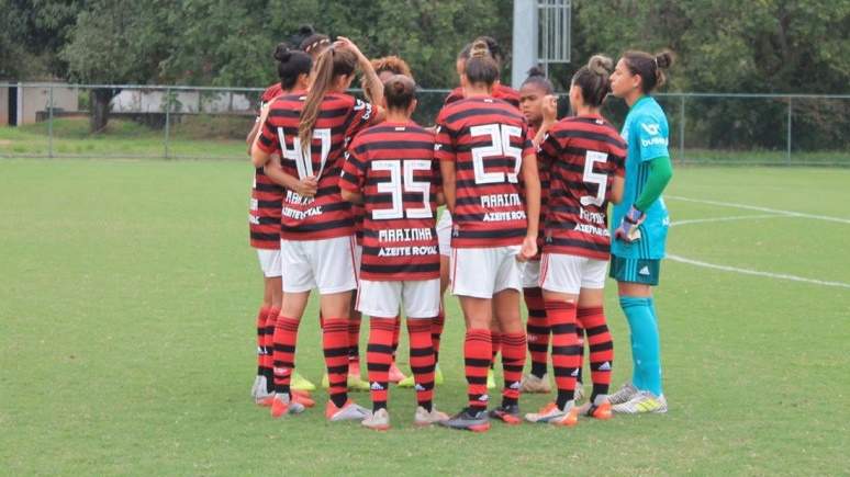 Flamengo Vence Por 56 A 0 No Campeonato Carioca Feminino E Levanta Debate