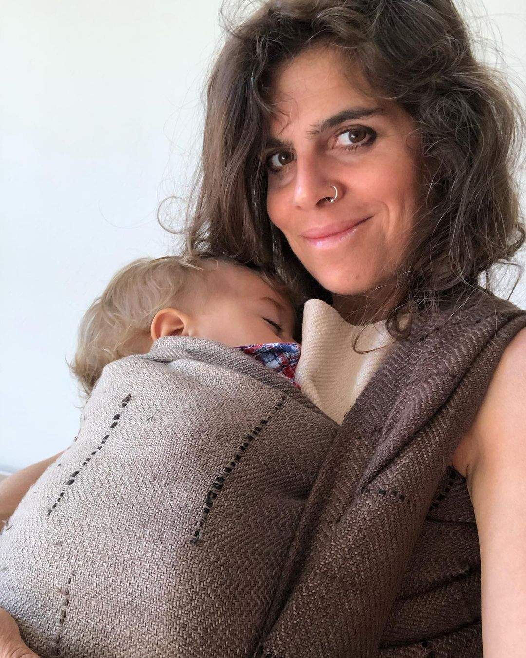 Após polêmica sobre vacina, filha de Ana Maria Braga se defende e diz:  'Deixem minha mãe em paz