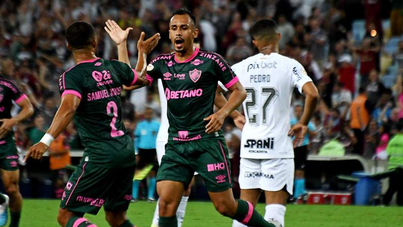 Corinthians busca empate com o Fluminense no Maracanã - Esportes