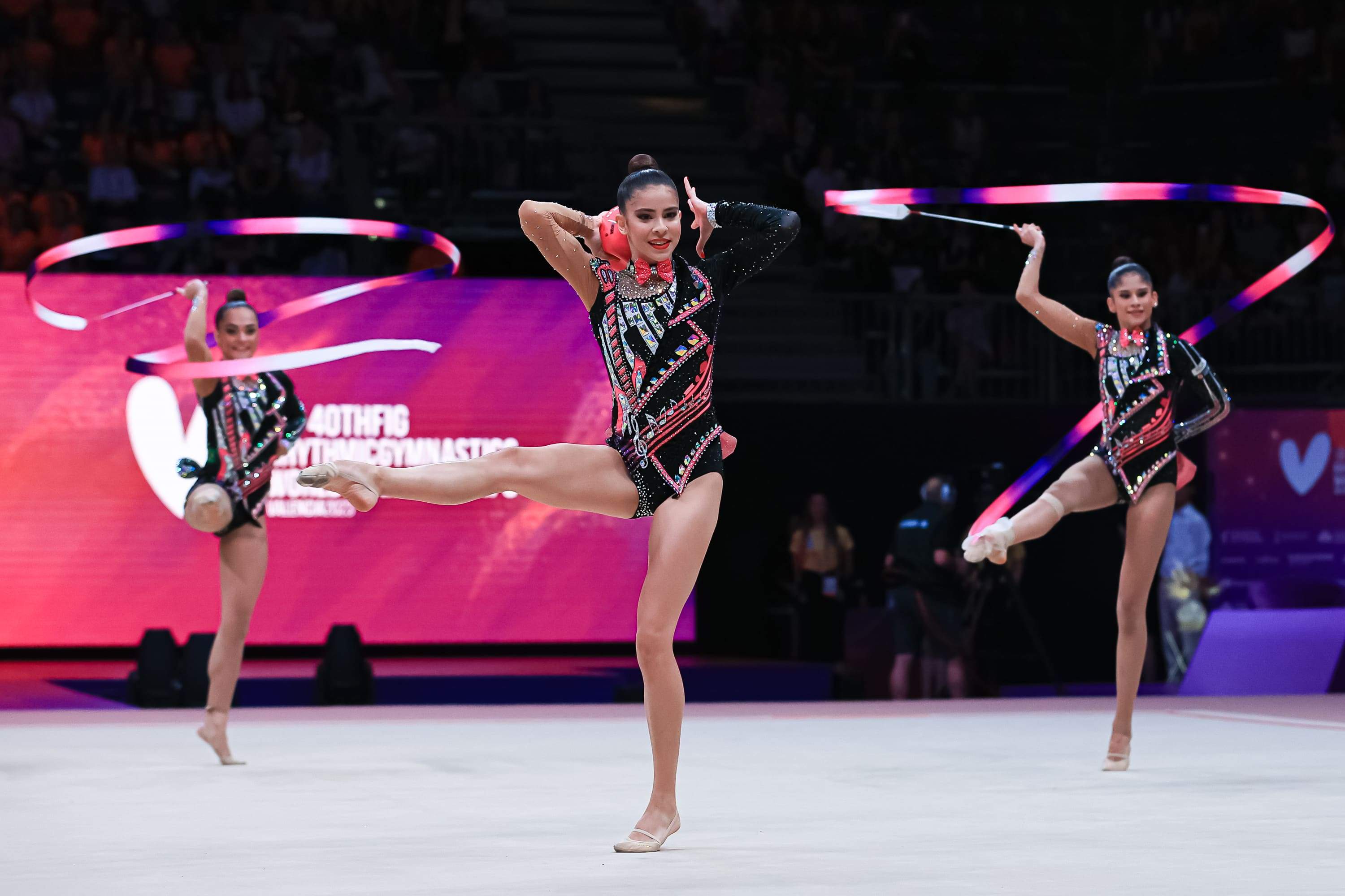 Brasil fica em quarto lugar na final dos cinco arcos no Mundial de Ginástica  Rítmica