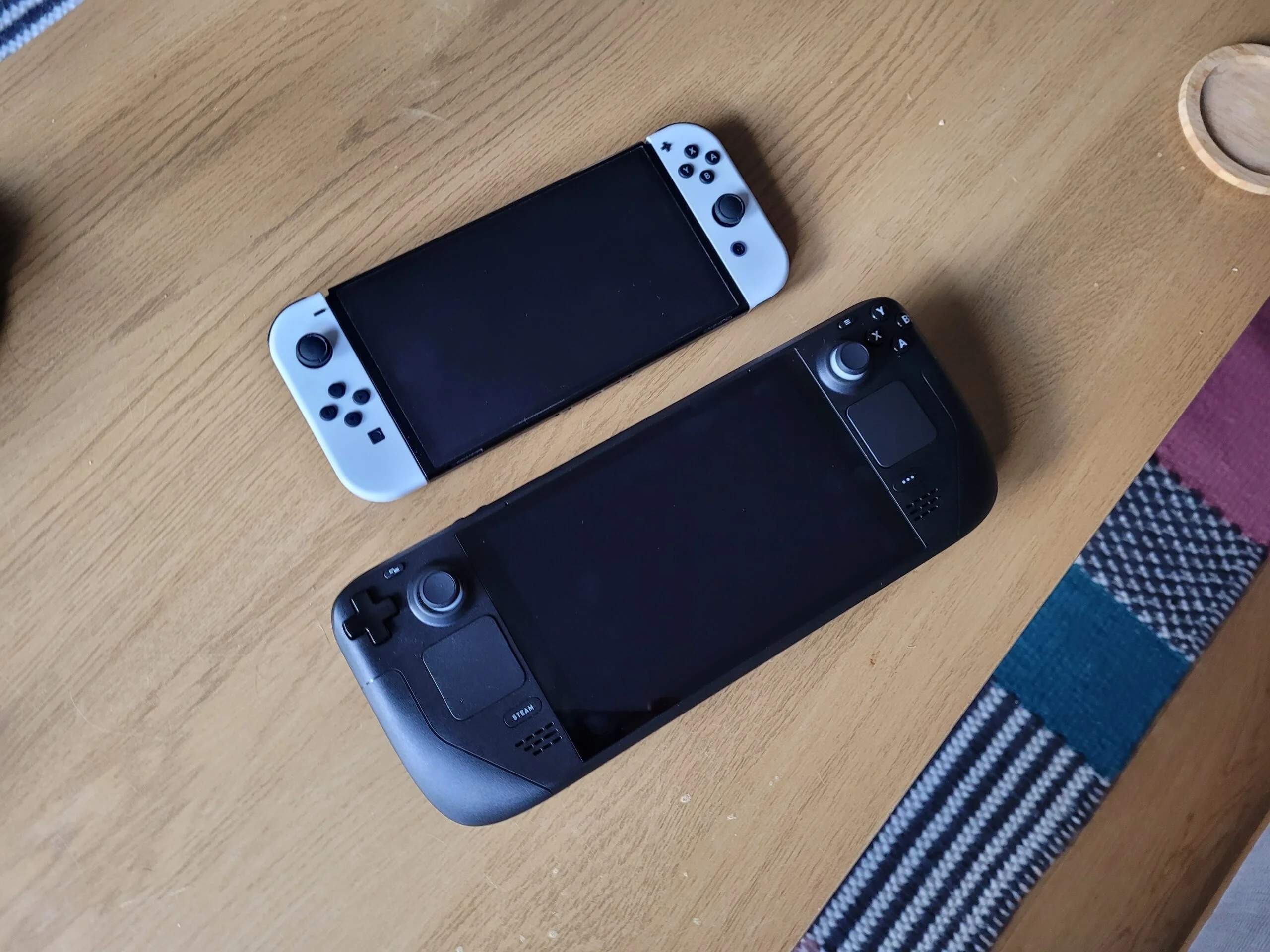 Nintendo Switch vs Steam Deck: compare ficha técnica e preço dos