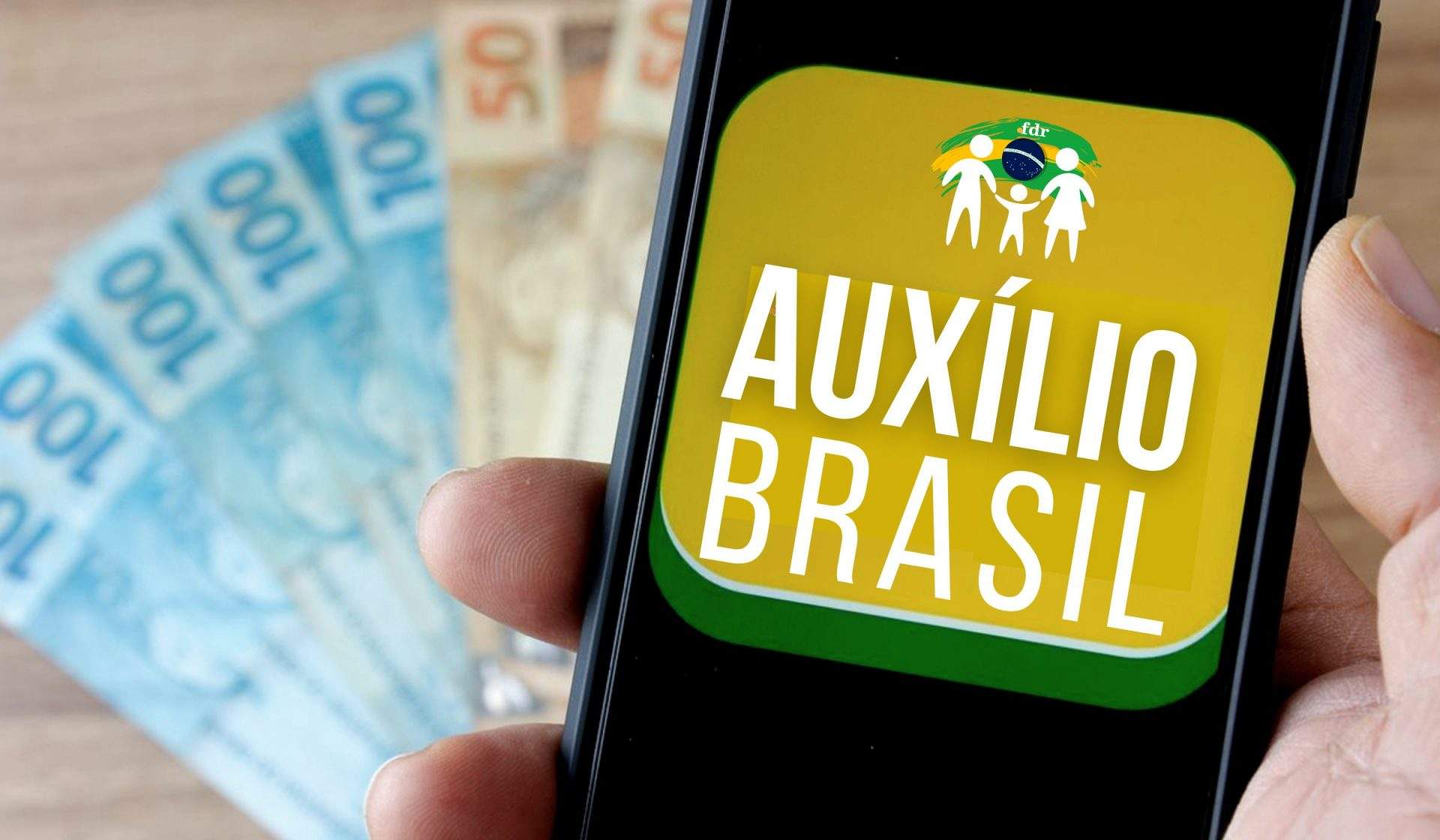 Recebeu o novo cartão do Auxílio Brasil com função débito? Saiba como  cadastrar a senha