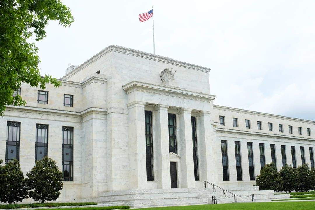 Central banks can increase risk by raising interest rates at the same time