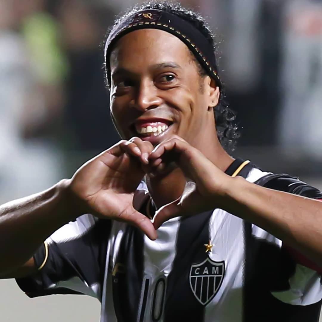 Relembre a trajetória de Ronaldinho Gaúcho na seleção brasileira