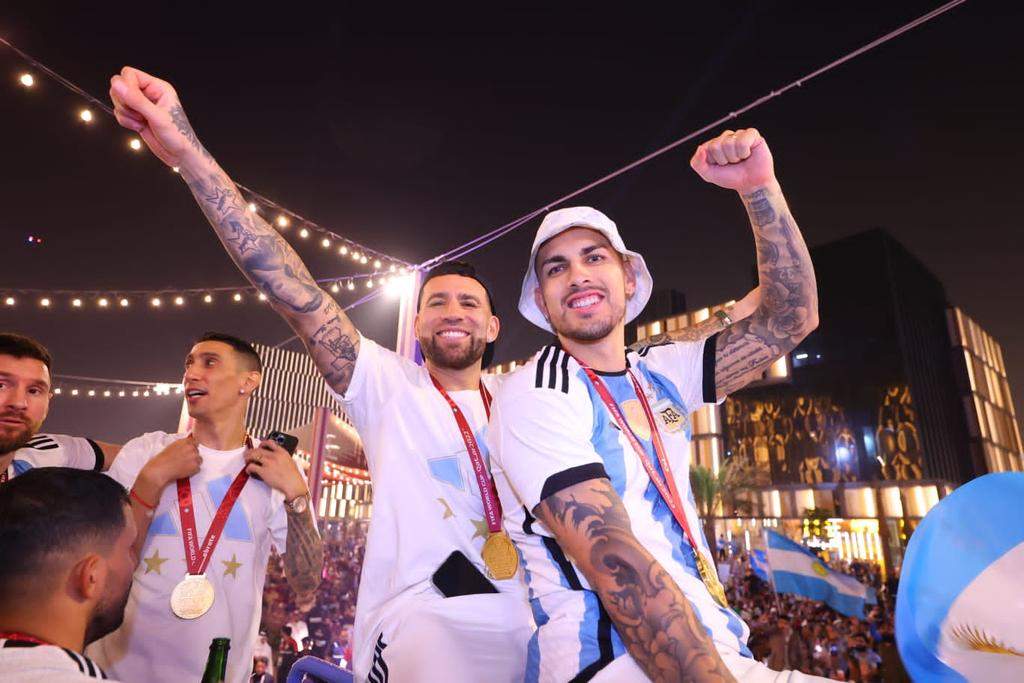 La fiesta por el título de la Copa Argentina cambió la ruta del autobús con los jugadores