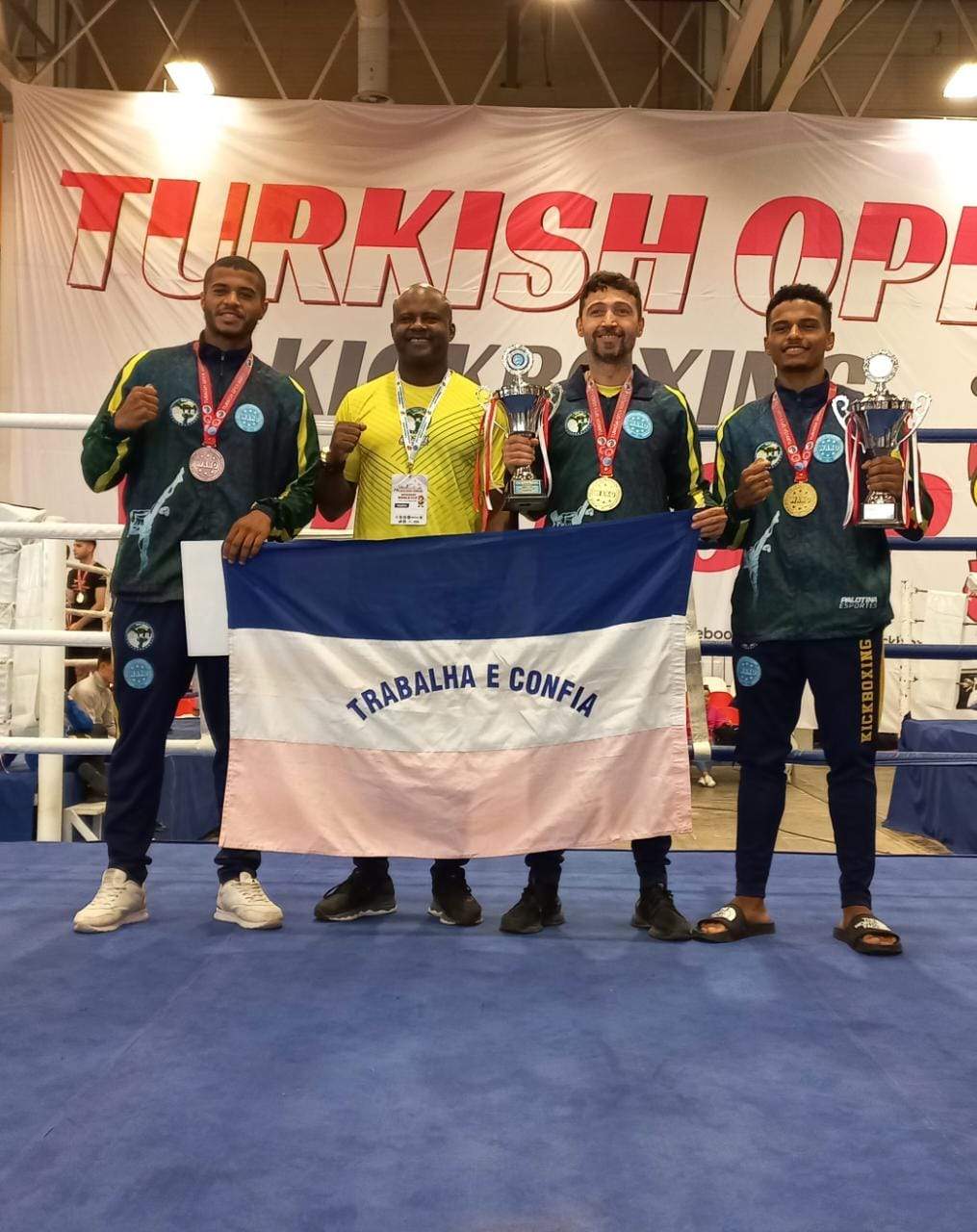 Governo ES - Edson Venturatto conquista ouro no Campeonato Mundial de  Kickboxing