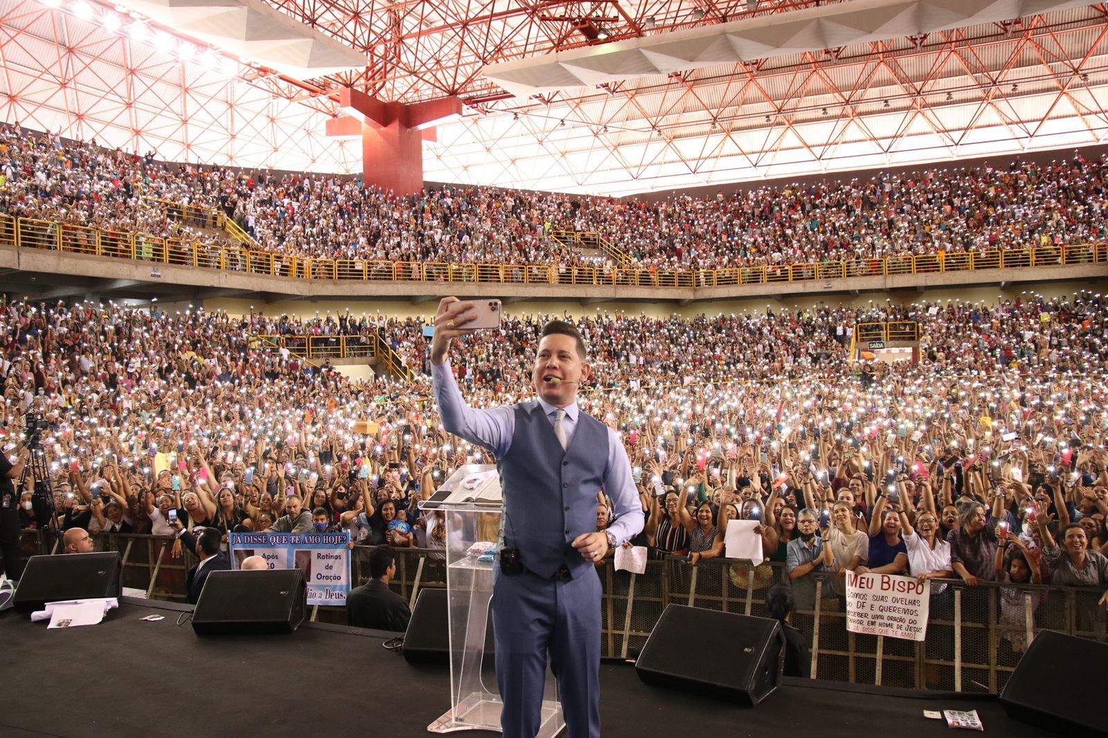 Bispo Bruno Leonardo Inaugura templo dia (26) em Feira de Santana; senhas  esgotaram em poucos minutos