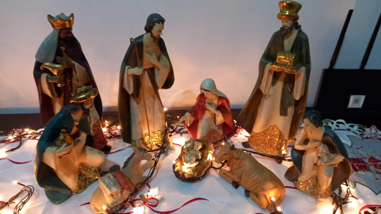 O verdadeiro significado do Natal na Bíblia: Jesus, um menino nos nasceu -  Bíblia