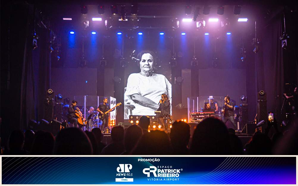 Ana Carolina Homenageia Cássia Eller Em Show Em Vitória 