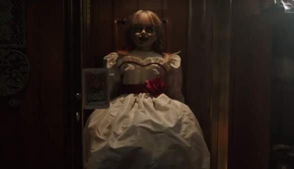 Annabelle  Vídeo mostra o que a boneca está assombrando na