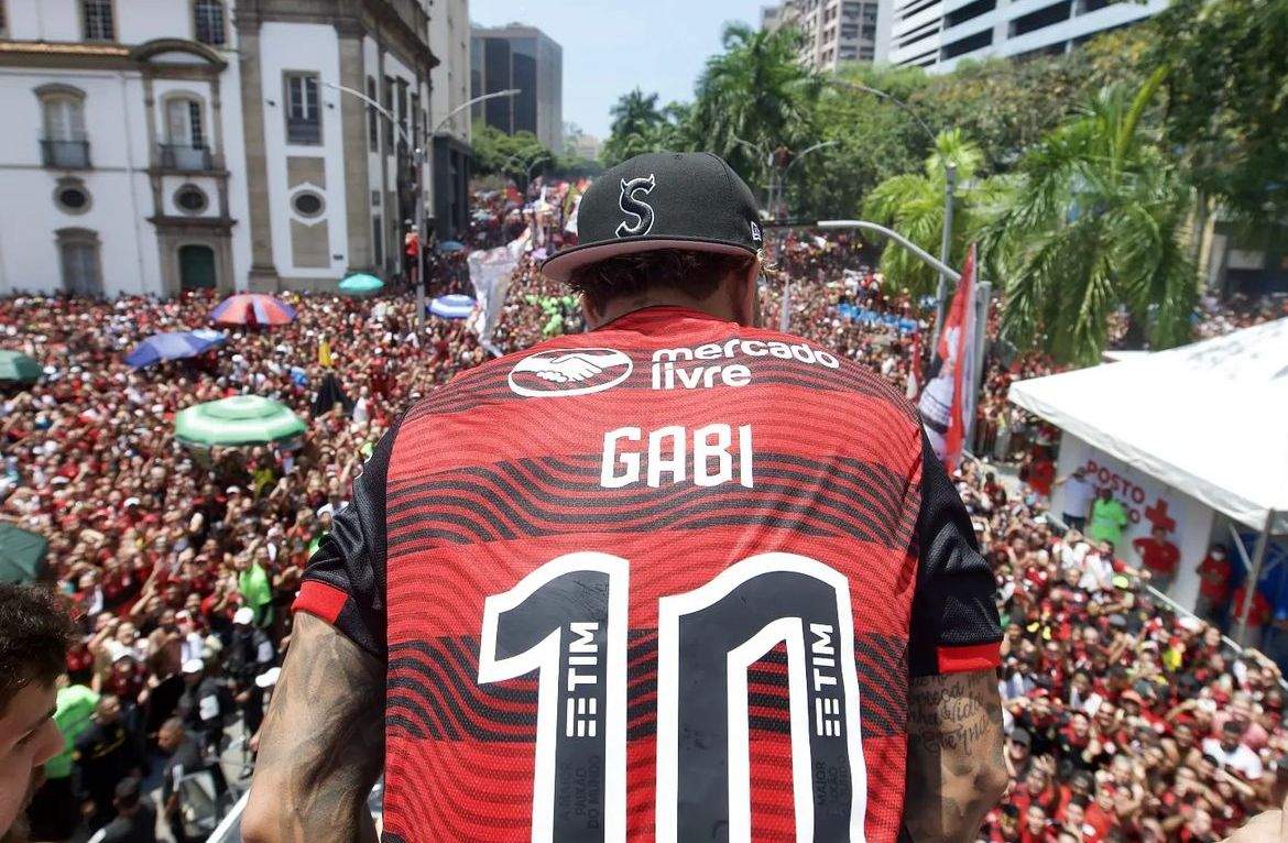 Gabigol Lidera Festa Para Torcida No Rio E Provoca Tite: 'Jogo Em Uma ...