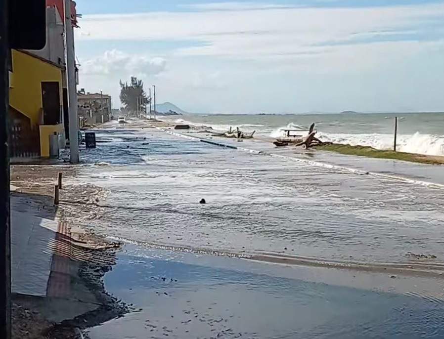 A erosão na Ponta da Praia - Uma breve história das causas, efeitos e  bastidores administrativos - Instituto Maramar