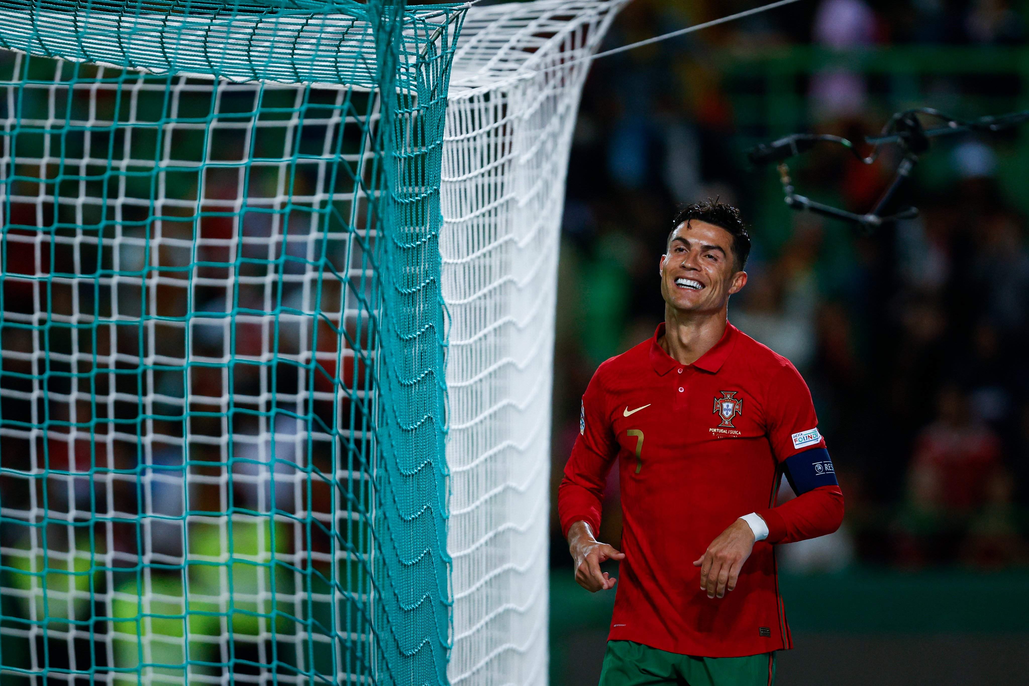 Portugal venció a Suiza con dos de Cristiano Ronaldo;  España sigue sin ganar
