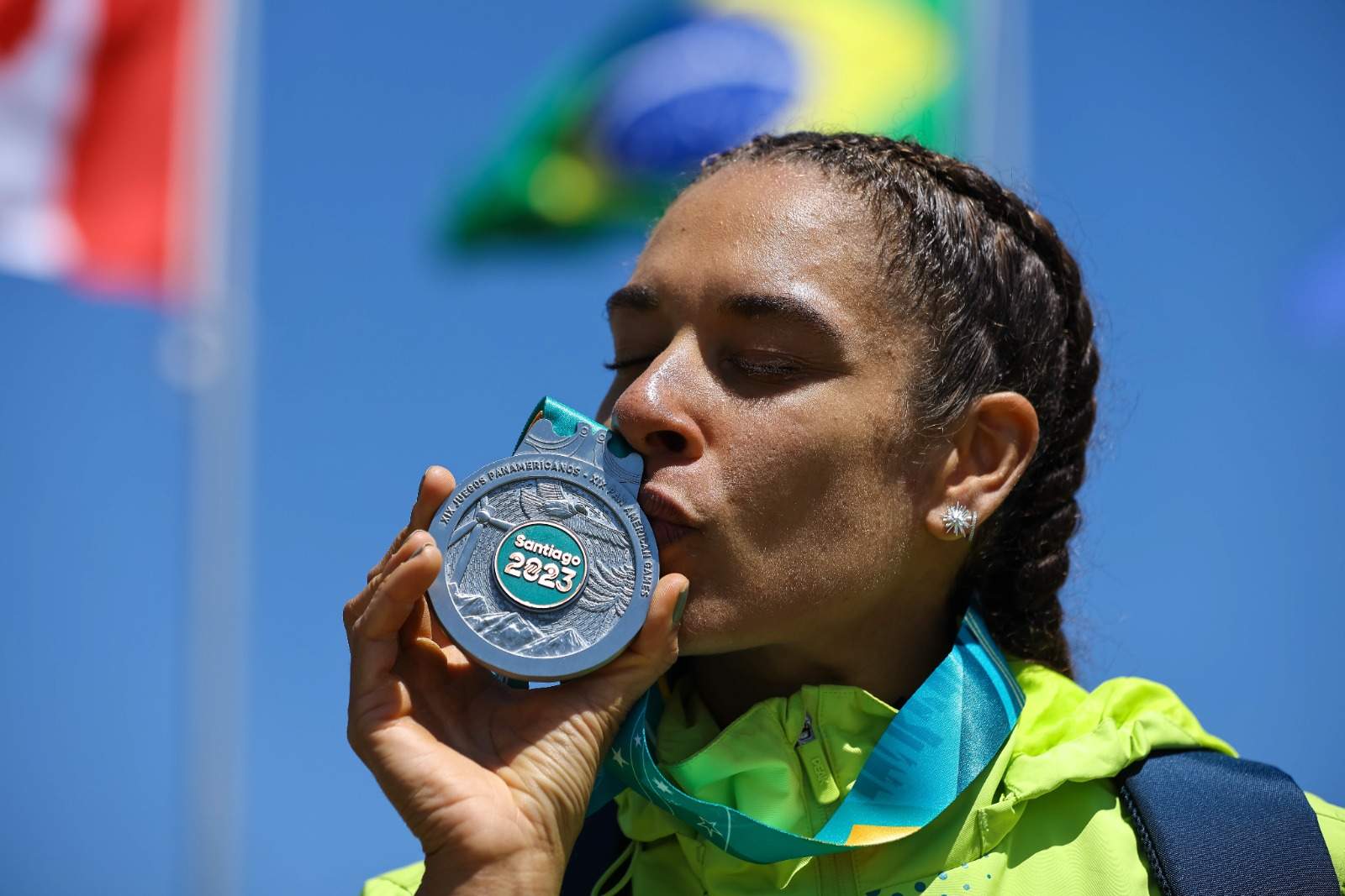 Dupla brasileira conquista medalha inédita e improvável no tênis - InfoMoney