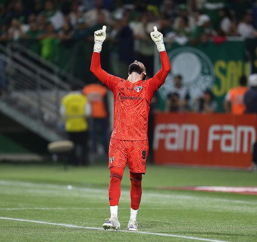 JANDREI BRILHA NOS PÊNALTIS E GARANTE CLASSIFICAÇÃO DO SÃO PAULO CONTRA  PALMEIRAS NA COPA DO BRASIL 