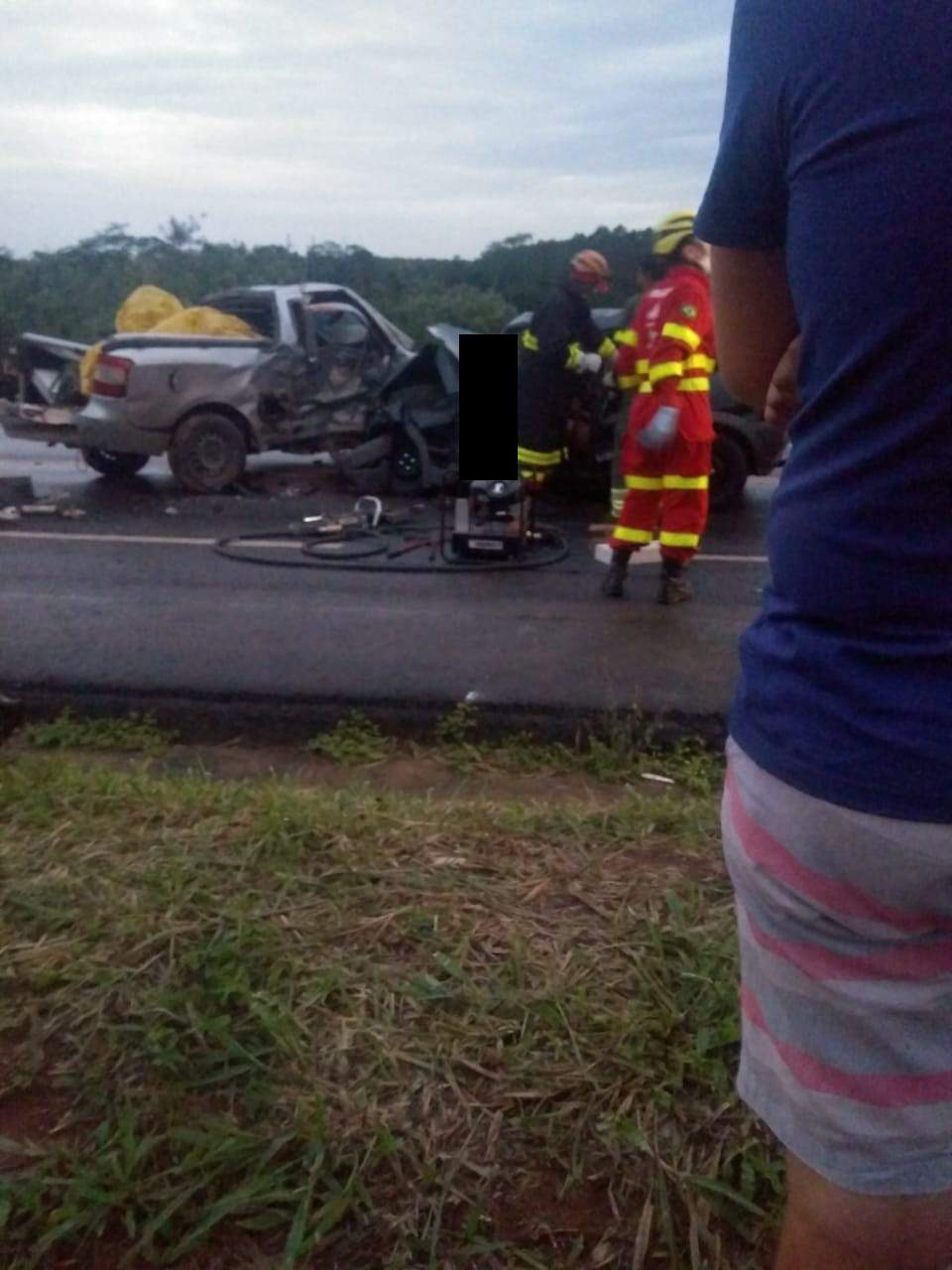 Grave Acidente Deixa Uma Pessoa Morta E Outras Cinco Feridas Na BR-101 ...