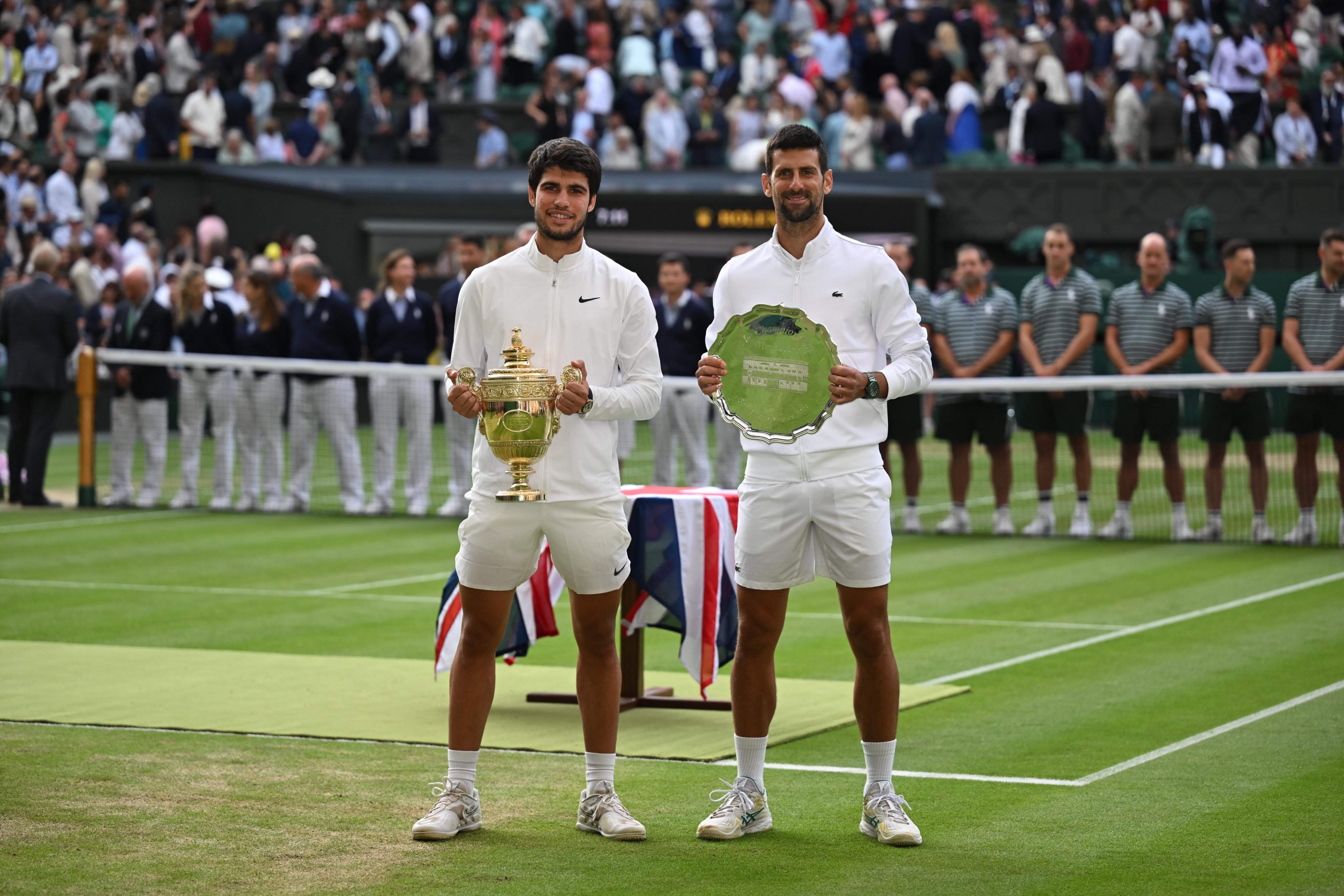 Djokovic e Alcaraz fazem duelo de gerações na final de Wimbledon