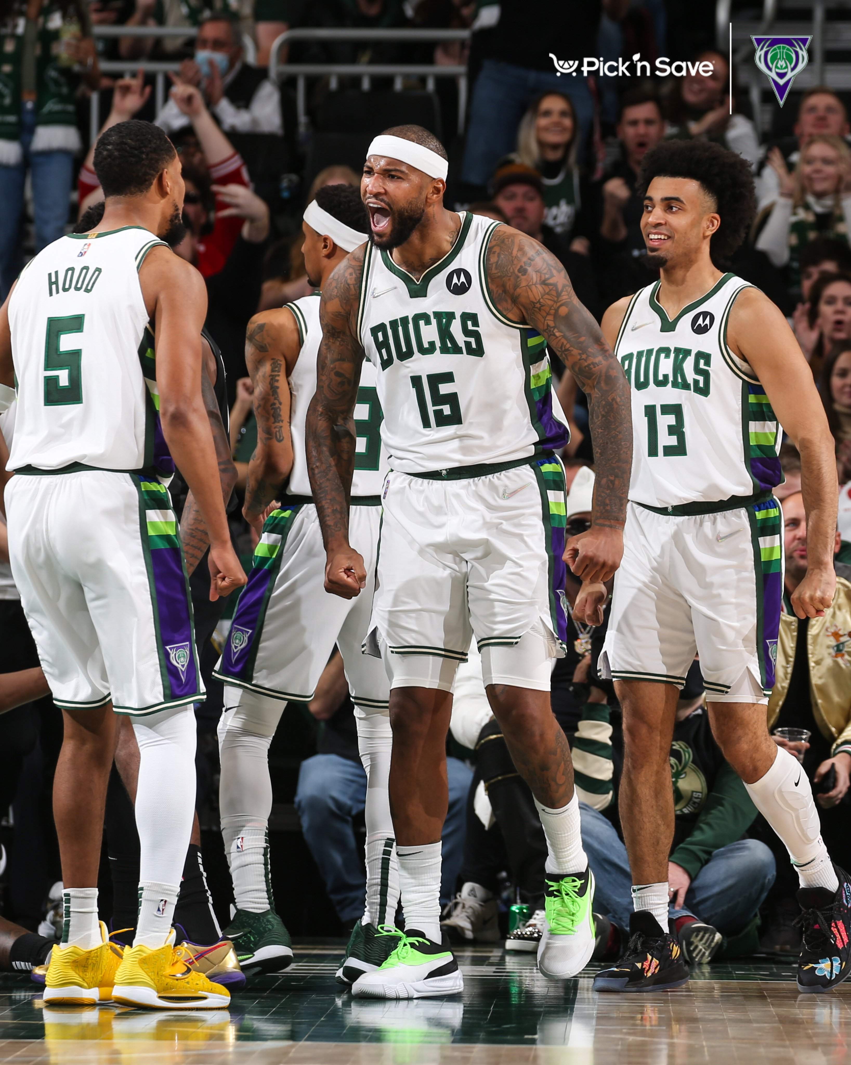 Bucks sofrem, mas vencem Boston Celtics em duelo de líderes na NBA