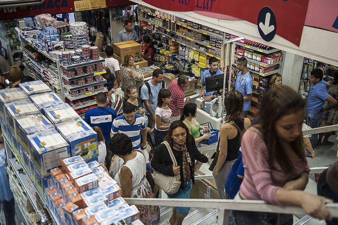 Dia Livre de Impostos: 50 mil lojas no País e descontos até 70%; veja lista