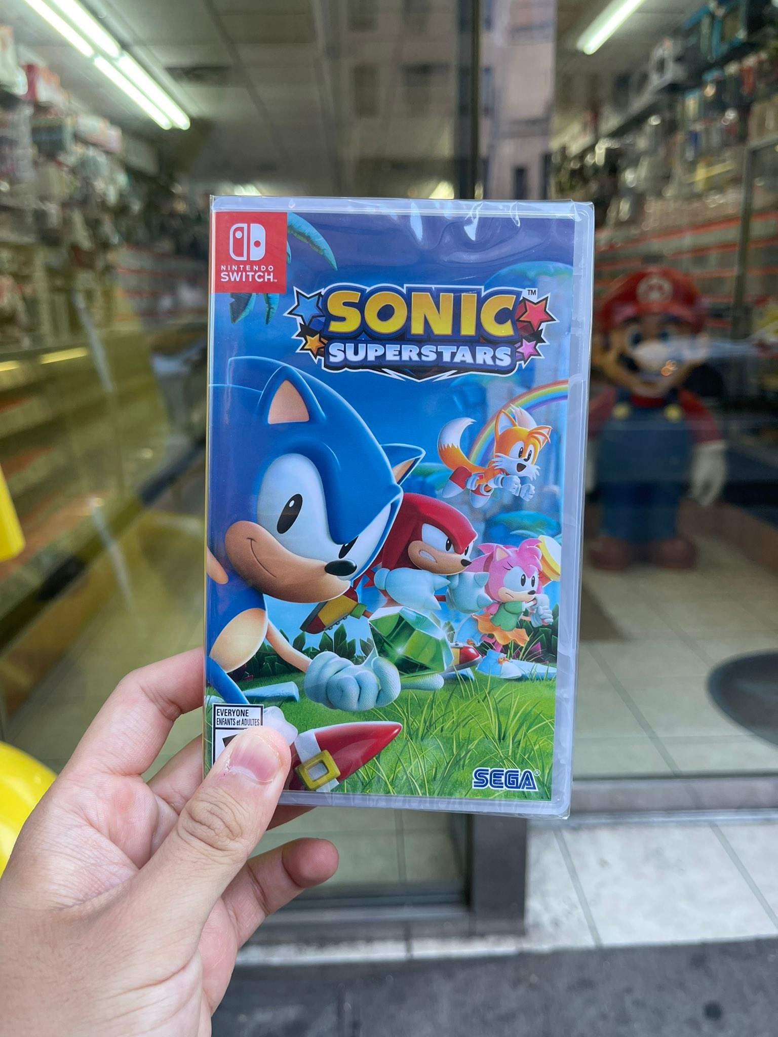 Sonic Superstars foi lançado hoje!